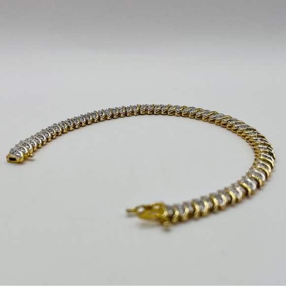 .50 CT Natural Diamond Gold Plated Wave link Bracelet - Picture 3 of 4